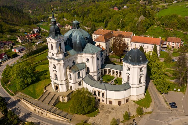 zamek-krtiny.jpeg